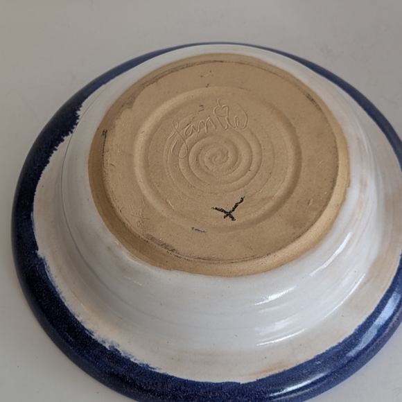 Easter Studio Pottery lidded cheese dish bunny handle Ceramic Easter Carrot - Picture 11 of 12